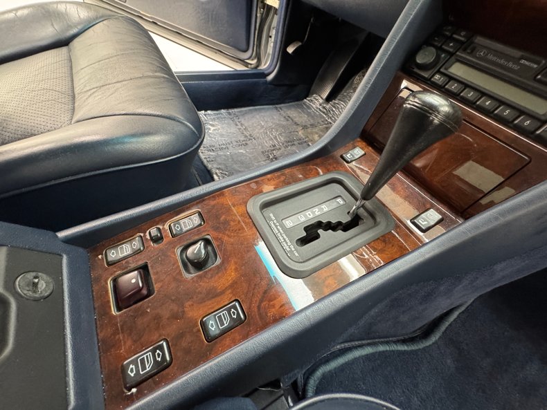 1994 Mercedes-Benz E320 72