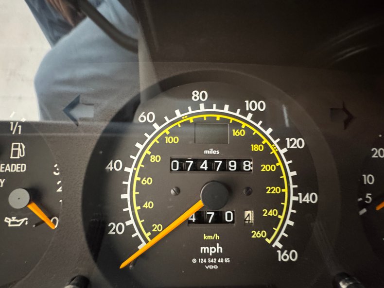 1994 Mercedes-Benz E320 69