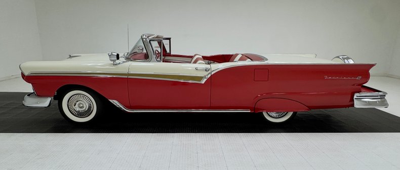 1957 Ford Fairlane 500 6