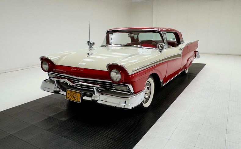 1957 Ford Fairlane 500 1