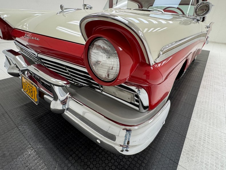 1957 Ford Fairlane 500 17