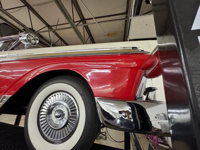 1957 Ford Fairlane 500 52