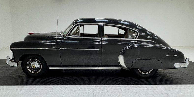 1949 Chevrolet Fleetline 2