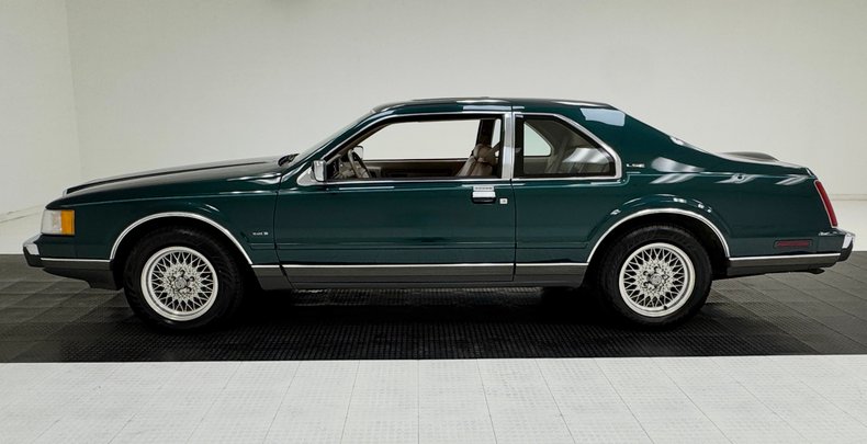 1992 Lincoln Mark VII 2