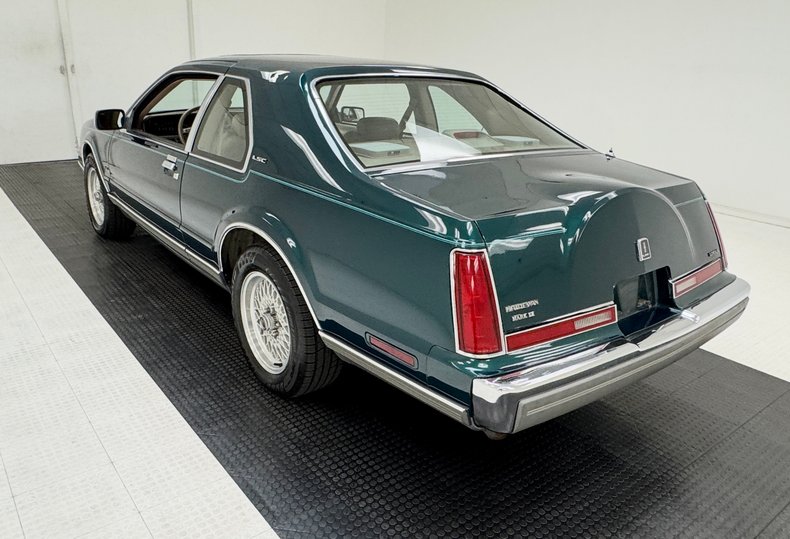 1992 Lincoln Mark VII 3