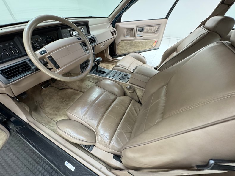 1992 Lincoln Mark VII 61