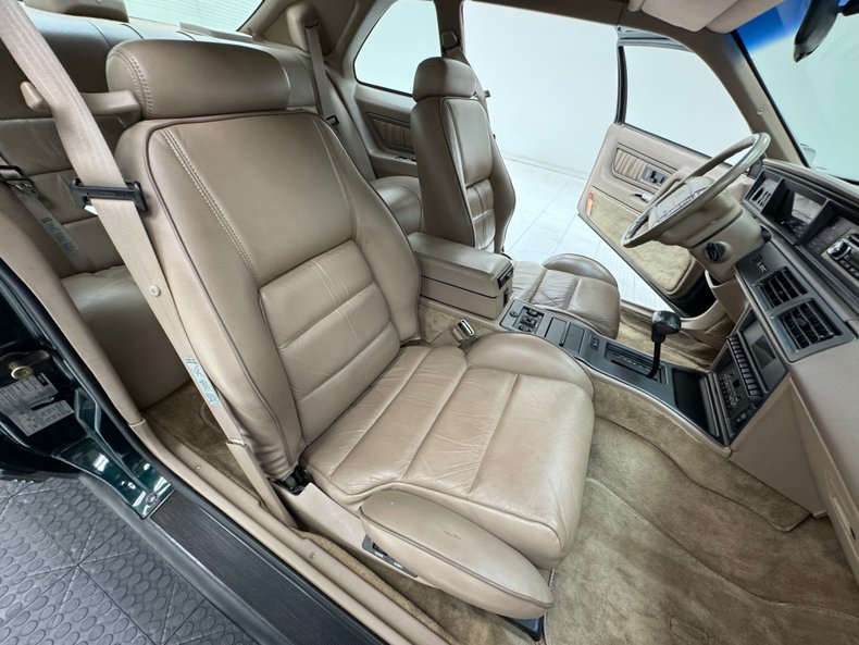 1992 Lincoln Mark VII 63