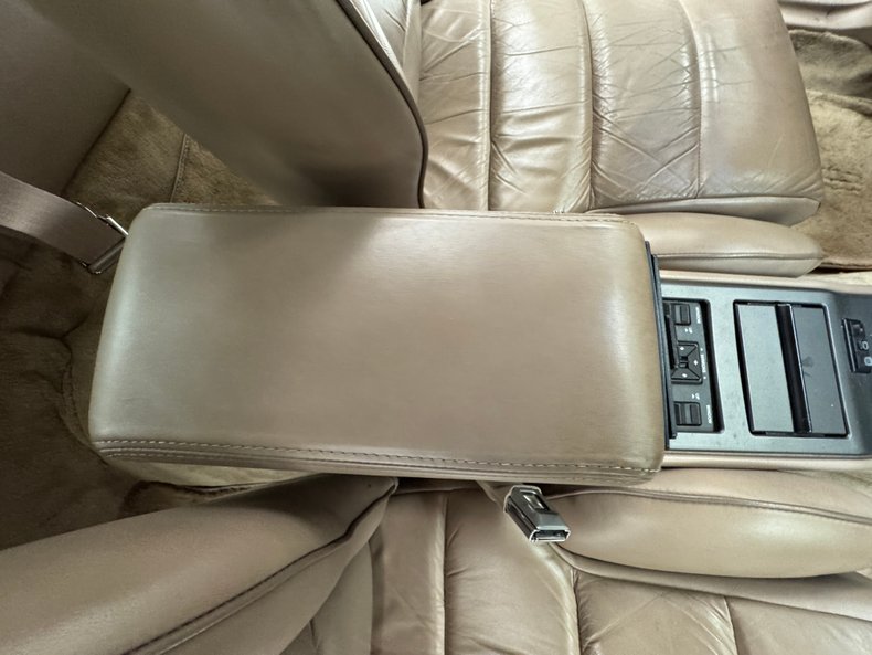 1992 Lincoln Mark VII 73