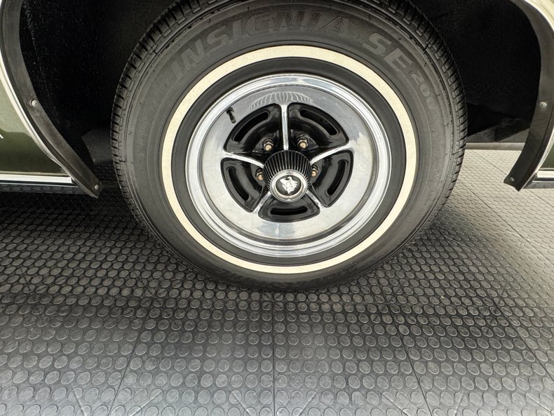 1969 Buick Wildcat Custom 22