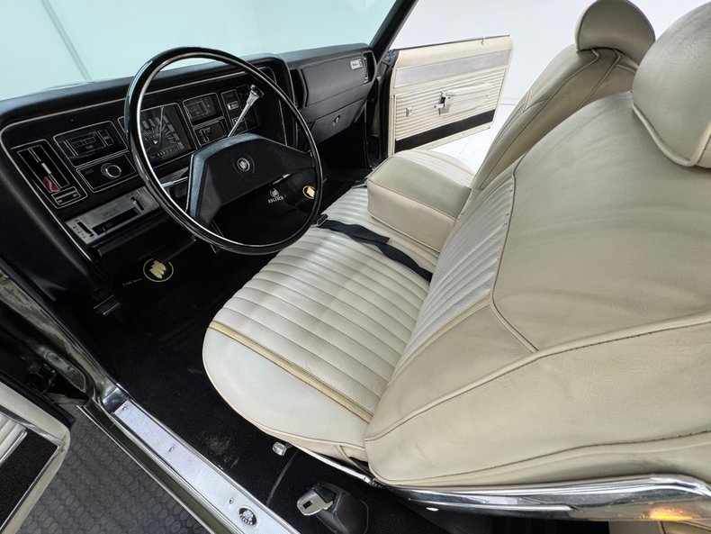 1969 Buick Wildcat Custom 65
