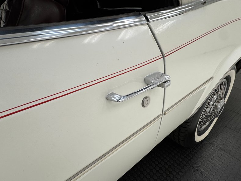 1983 Buick Riviera 20