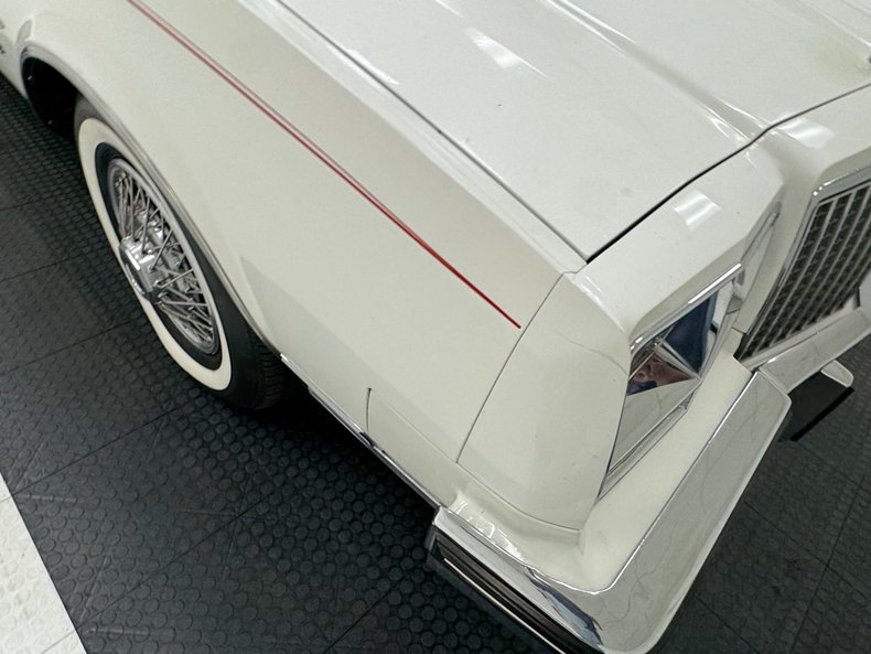 1983 Buick Riviera 35