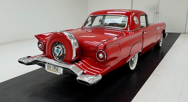 1957 Ford Thunderbird 8