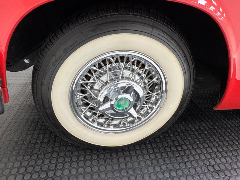 1957 Ford Thunderbird 15