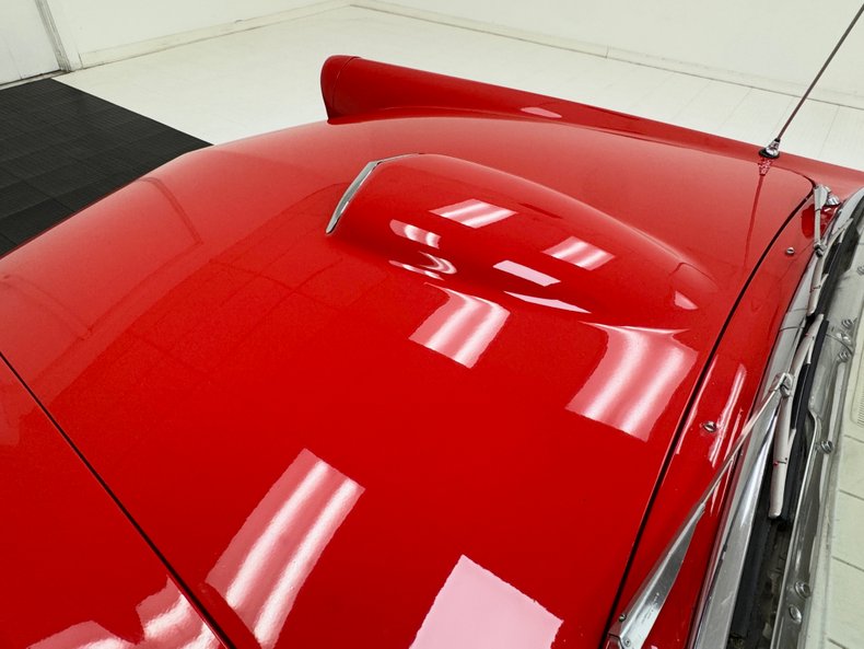 1957 Ford Thunderbird 18
