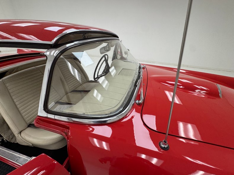 1957 Ford Thunderbird 46