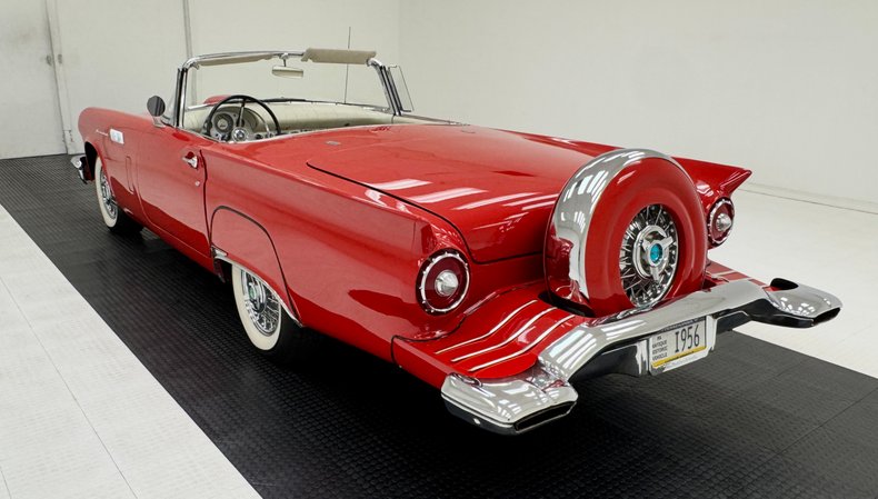 1957 Ford Thunderbird 6