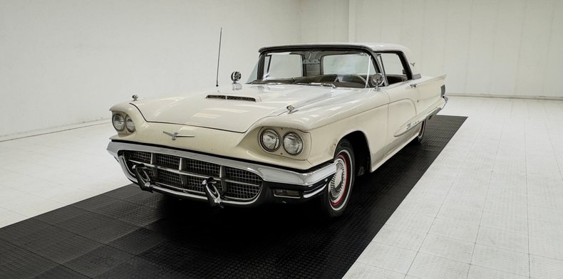 1960 Ford Thunderbird 1