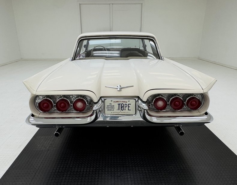 1960 Ford Thunderbird 4