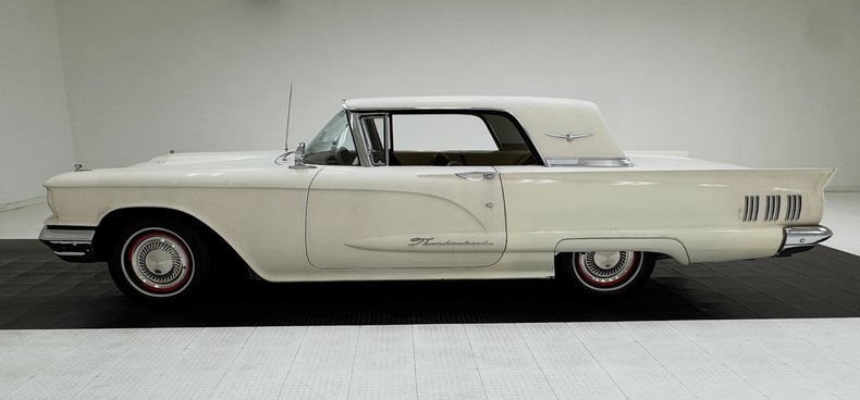 1960 Ford Thunderbird 2