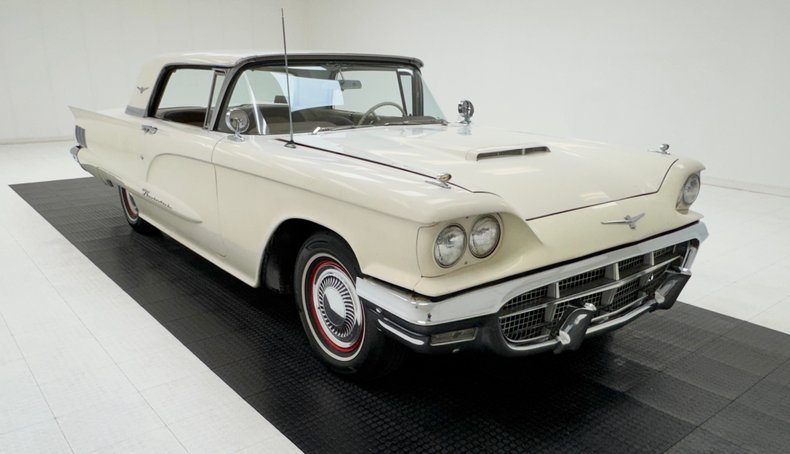 1960 Ford Thunderbird 7