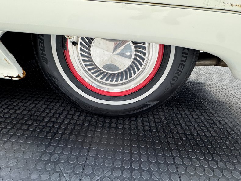 1960 Ford Thunderbird 21