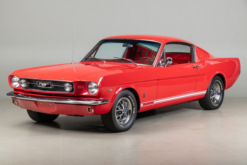 Bibliografi rent faktisk Fyrretræ 1966 Ford Mustang | American Muscle CarZ