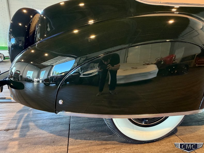 1941 Lincoln Continental 42