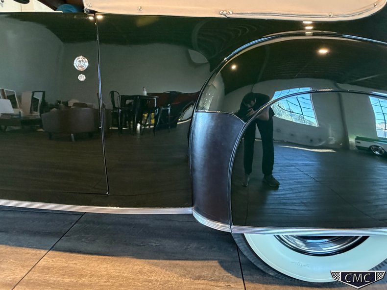 1941 Lincoln Continental 28