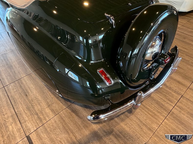 1941 Lincoln Continental 32