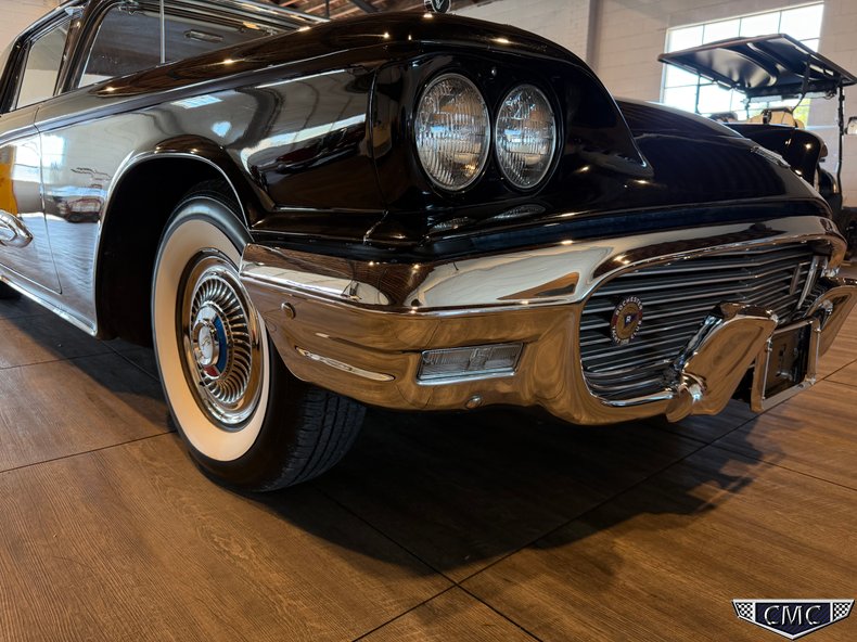 1959 Ford Thunderbird 45