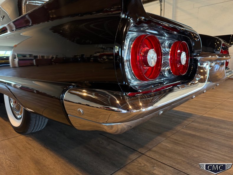 1959 Ford Thunderbird 38