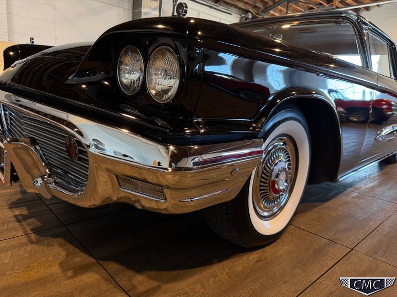 1959 Ford Thunderbird 25