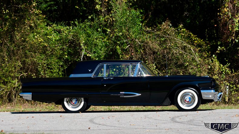 1959 Ford Thunderbird 6