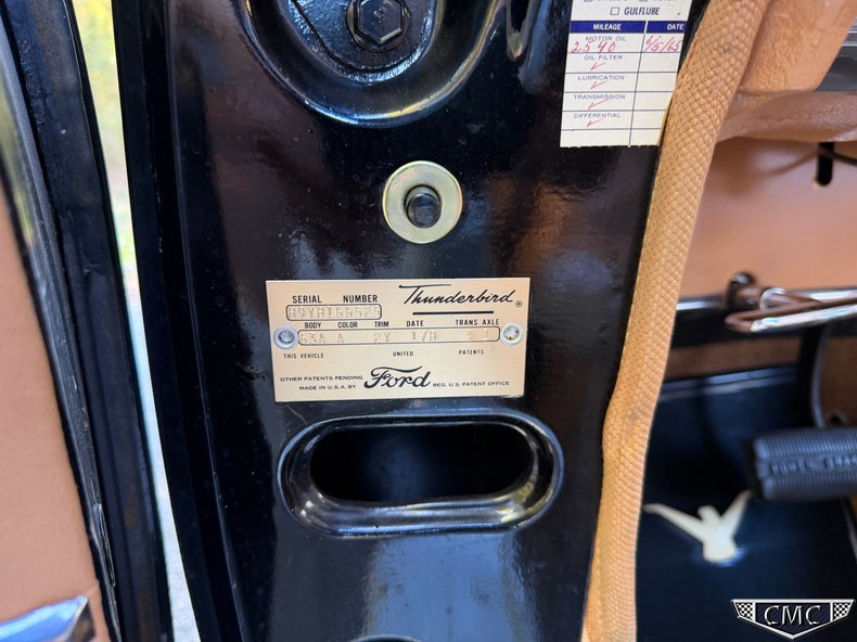 1959 Ford Thunderbird 82