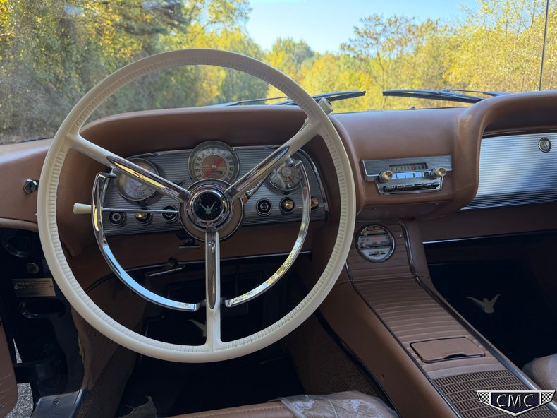 1959 Ford Thunderbird 11