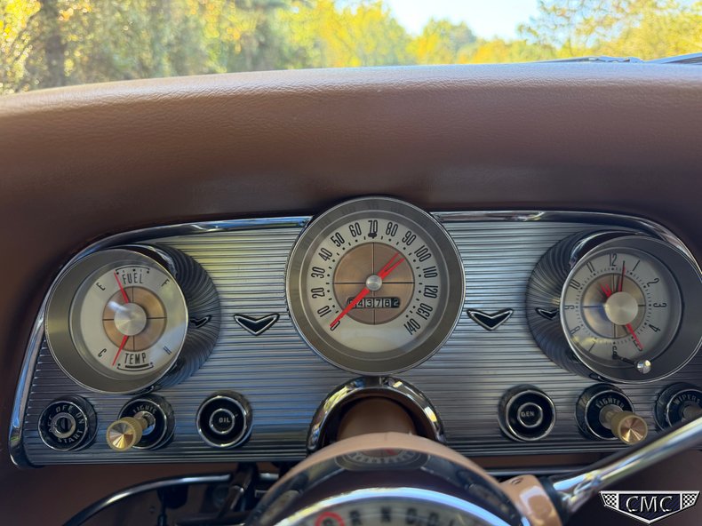 1959 Ford Thunderbird 12