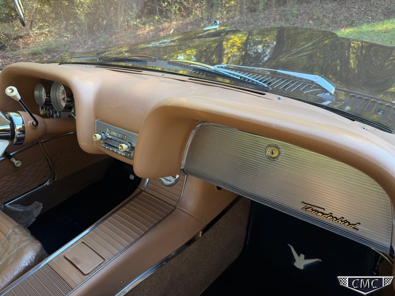 1959 Ford Thunderbird 73