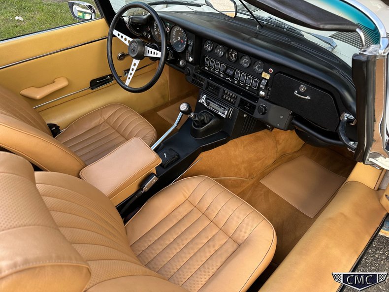 1974 Jaguar E-Type 
