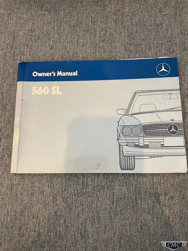 1987 Mercedes-Benz 560 SL 77