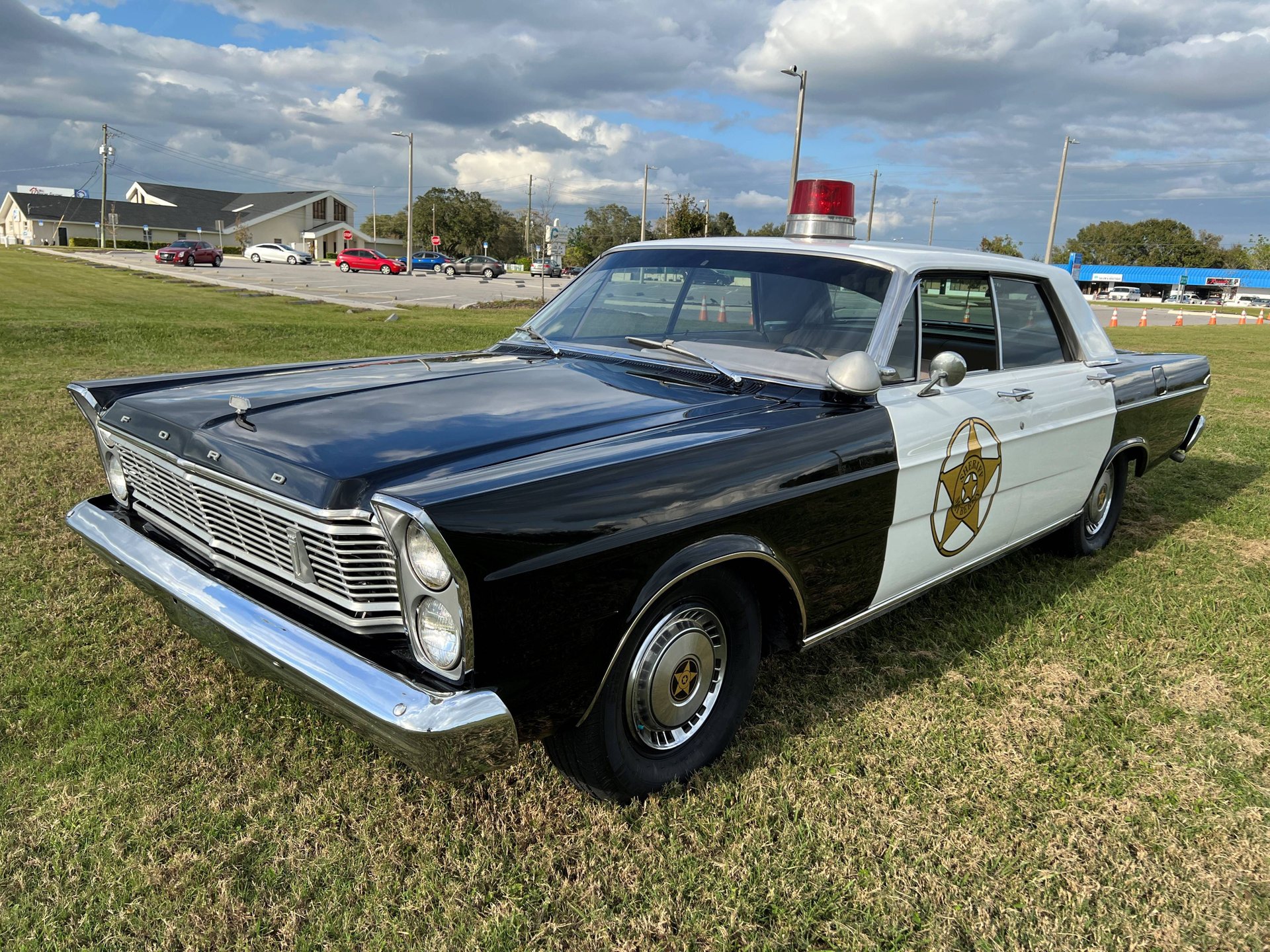 1966 ford galaxie 500 police