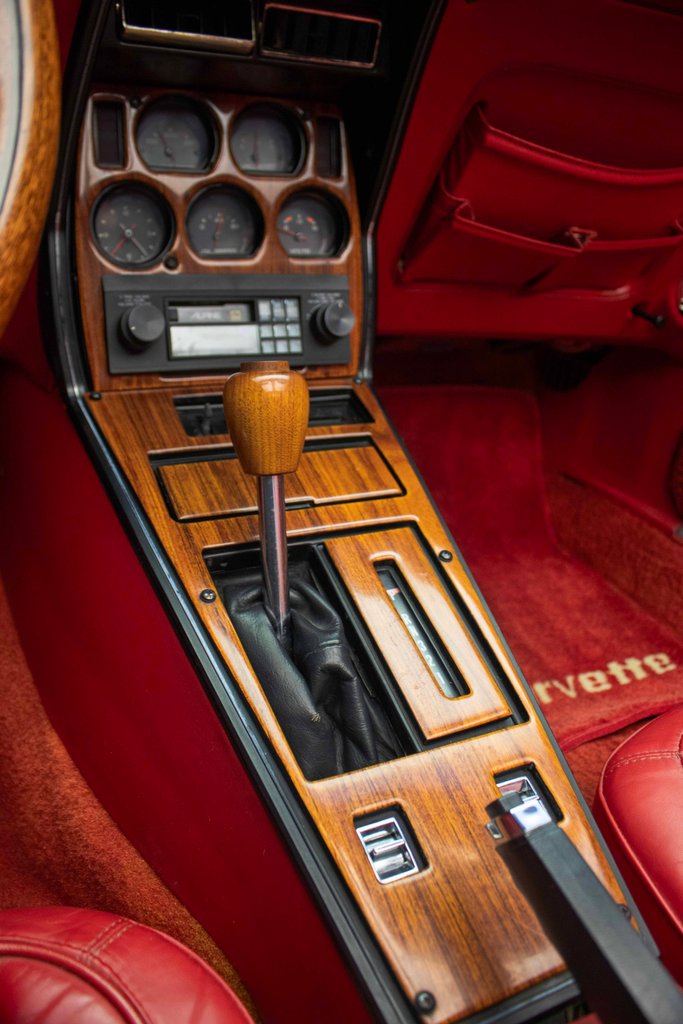 1977 Chevrolet Corvette Coupe 30