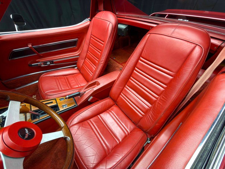 1977 Chevrolet Corvette Coupe 41