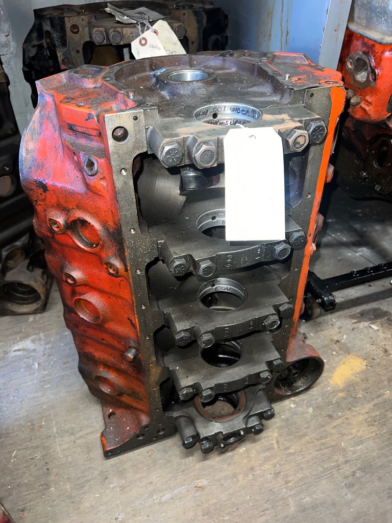 3999289 Casting 4 Bolt Main Engine Block