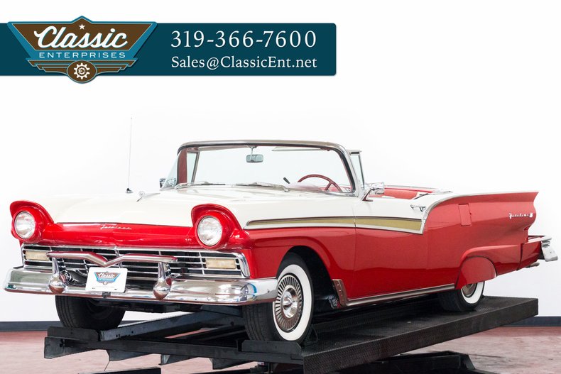 1957 Ford Fairlane