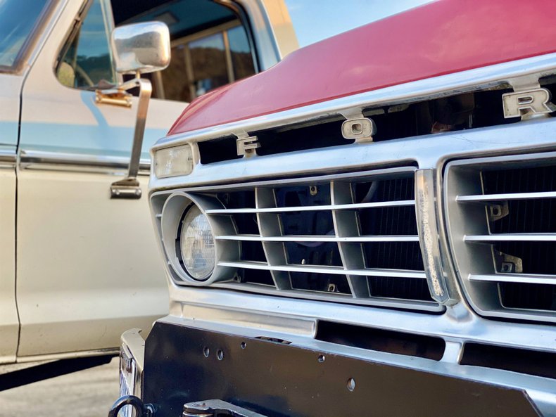1975 Ford F-250 4x4 