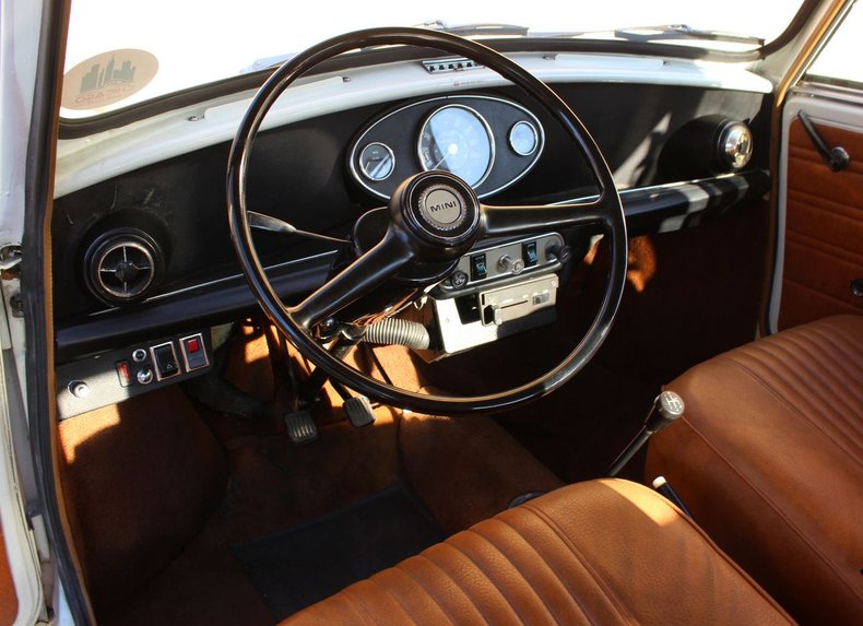 1975 Austin Mini 1000 | Chicago Car Club