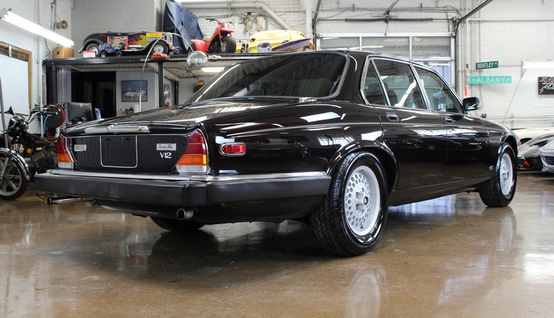 For Sale 1992 Jaguar XJ12 Vanden Plas