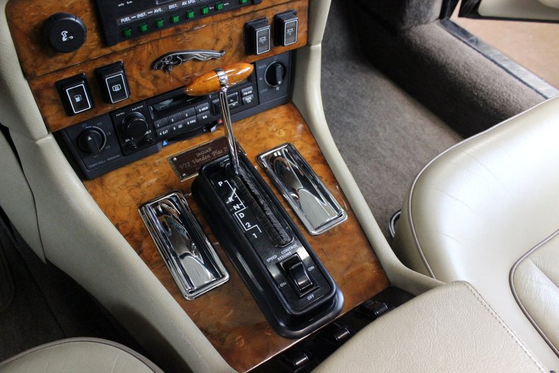 For Sale 1992 Jaguar XJ12 Vanden Plas