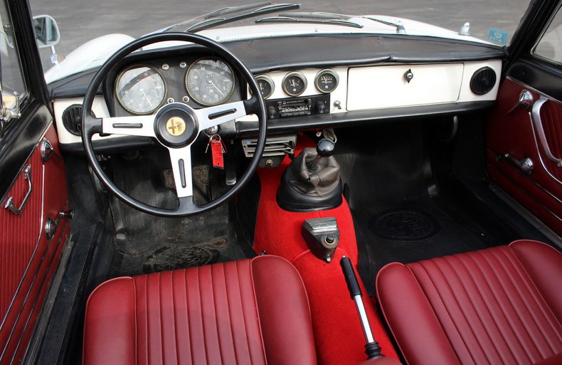 For Sale 1967 Alfa Romeo Duetto